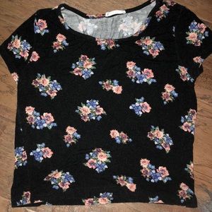 Floral medium length crop top.